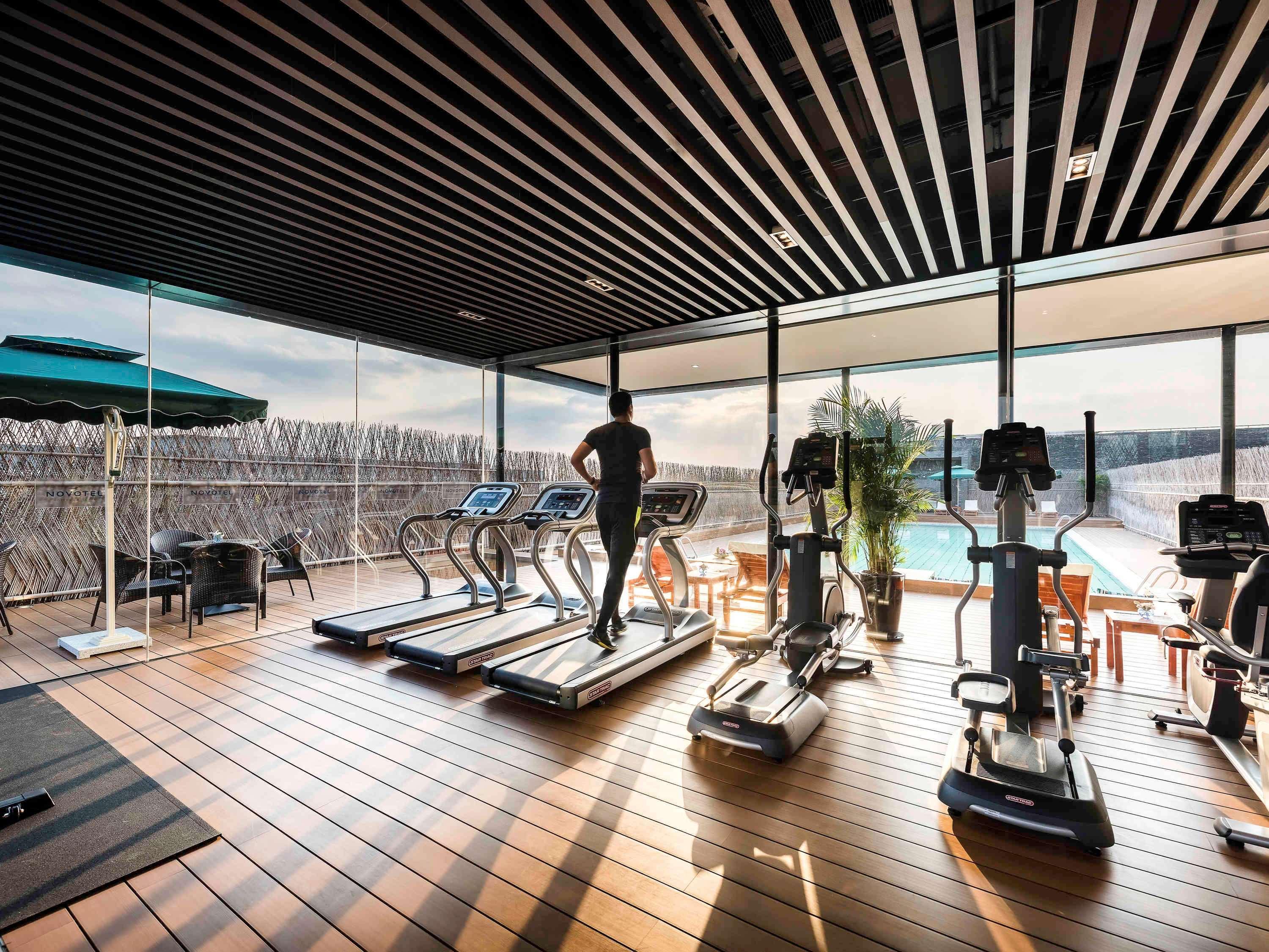 Novotel Shanghai Clover Экстерьер фото