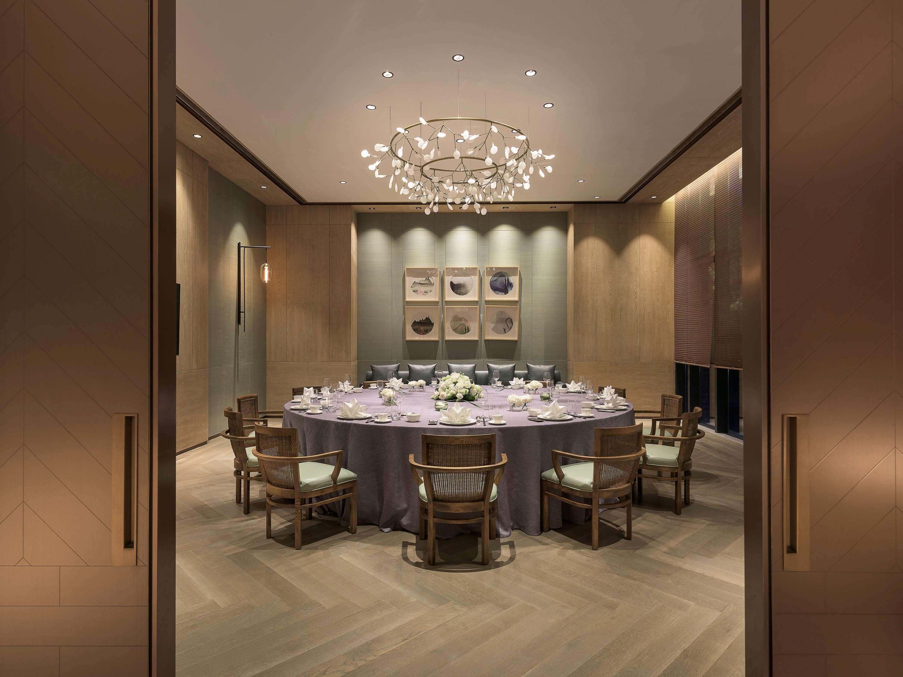 Novotel Shanghai Clover Экстерьер фото